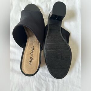 Women’s easy street heels